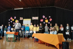 Državni osnovnošolski debatni turnir ZA in PROTI