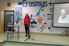 Spominska ura AI