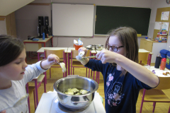 Utrinki delavnic Popestrimo šolo januar - februar 2019